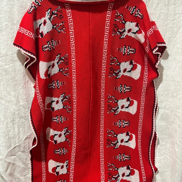 Vintage Poncho/Sweater - Picture 4 of 7